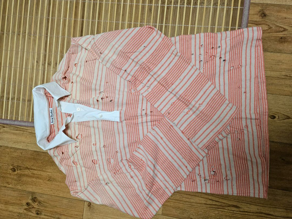 아크네스튜디오 럭비티 폴로 카라티 이미지