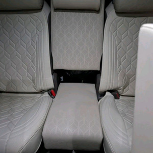 카니발 카시트 3열 보조좌석 카시트 수납함