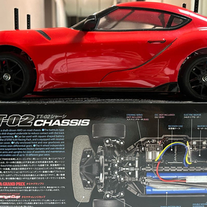 타미야 TT-02 스포츠카 RC카 이미지