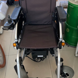 이지므브 신품같은 중고 판매합니다