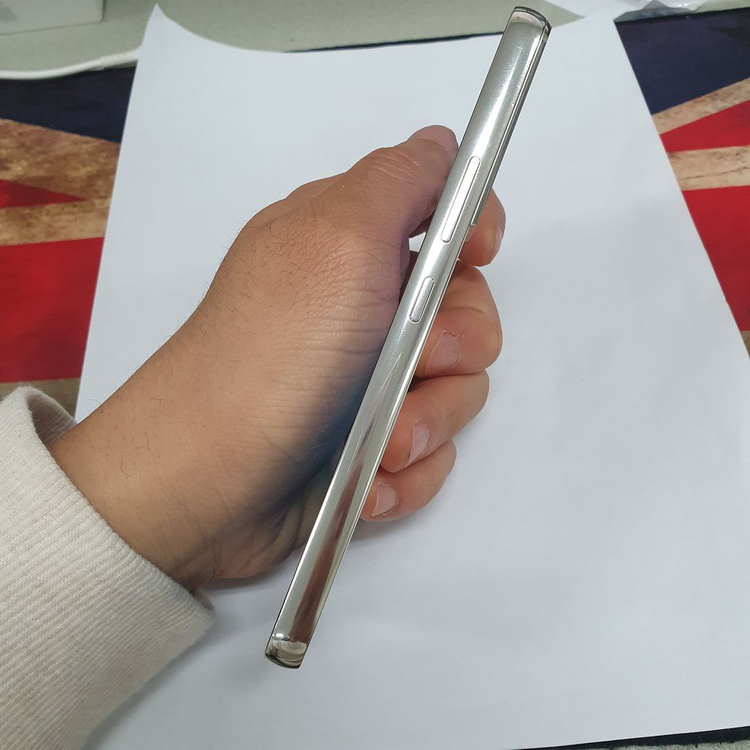 .갤럭시 S22 256GB 화이트 SK S급 무잔상 중고폰 042591--7