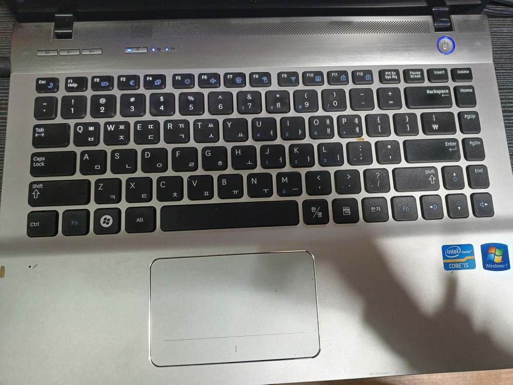 삼성 센스 QX412 노트북 SSD i5 2.50GHz RAM 6GB 이미지
