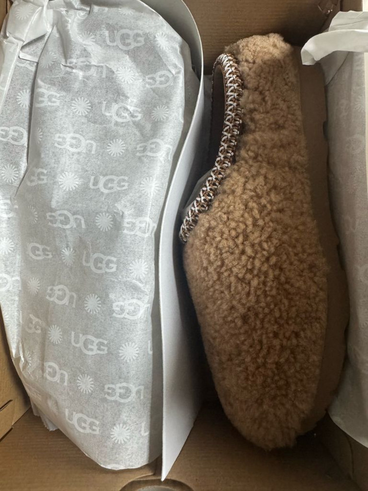 (키즈) 어그 맥시 컬리 타스만 슬리퍼 체스트넛6사이즈 택포 새상품--1