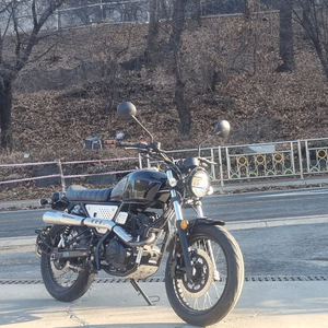 부캐너 125 20년식/1만키로수/사이드백튜닝/급매 이미지
