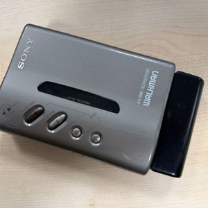 Sony WM-DX100 정크 카세트 워크맨 판매 합니다.