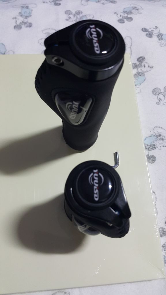 자전거 핸들그립 전기자전거 가죽재질 퀵보드 MTB--1