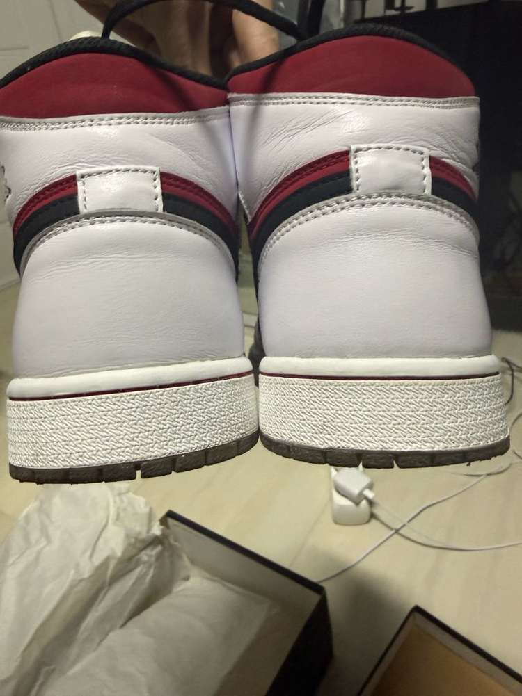 조던 1 레트로 카마인 og 2014 버전 275 사이즈 팔아요--8