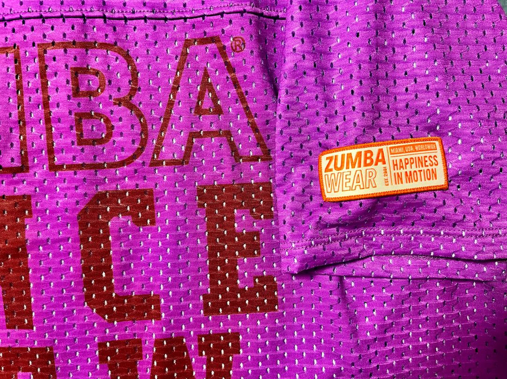 줌바 댄스웨어 상의 이미지