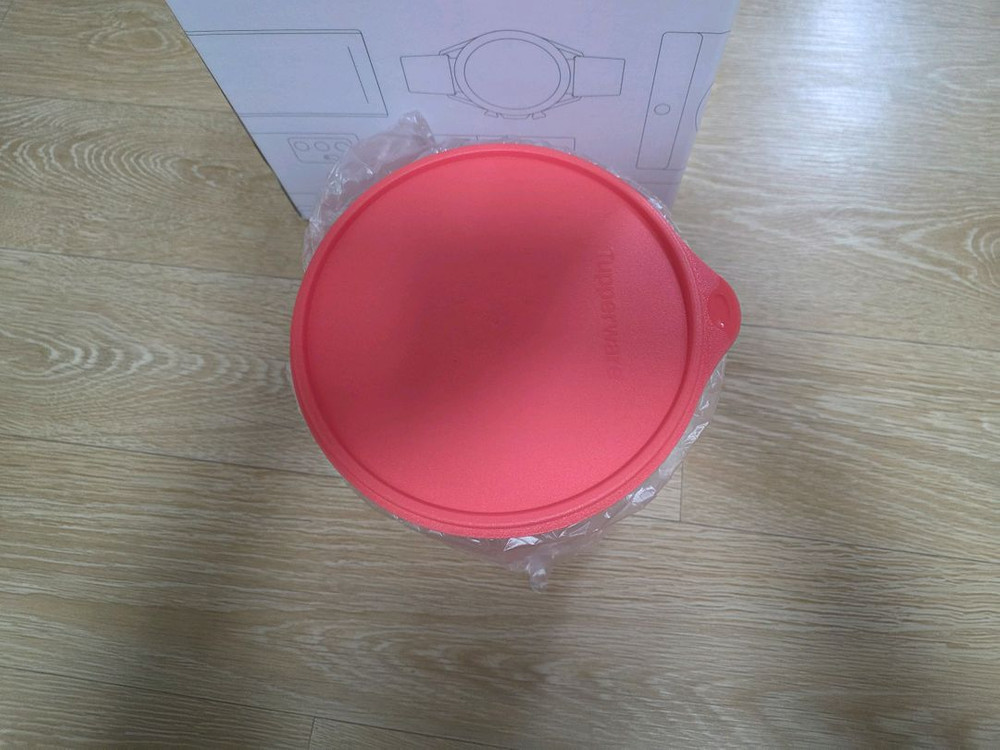 타파웨어 원형 밀폐용기2.5L--1