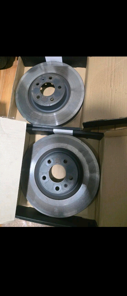 아우디 A6 c8 45tfsi 순정 브레이크 디스크 세트--1