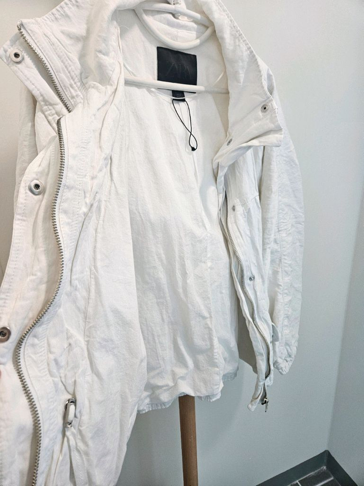 ZARA 바람막이 점퍼 새상품--4