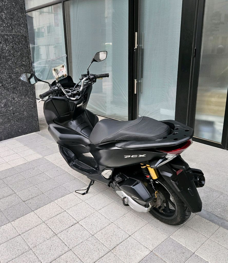 엔진 수리한 PCX 125 팝니다--5