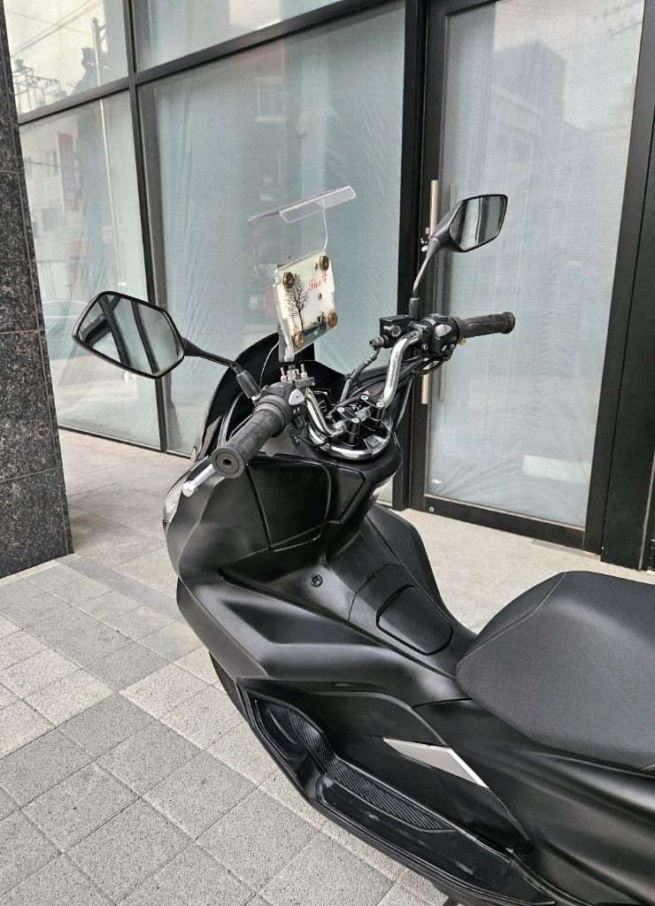 엔진 수리한 PCX 125 팝니다--6