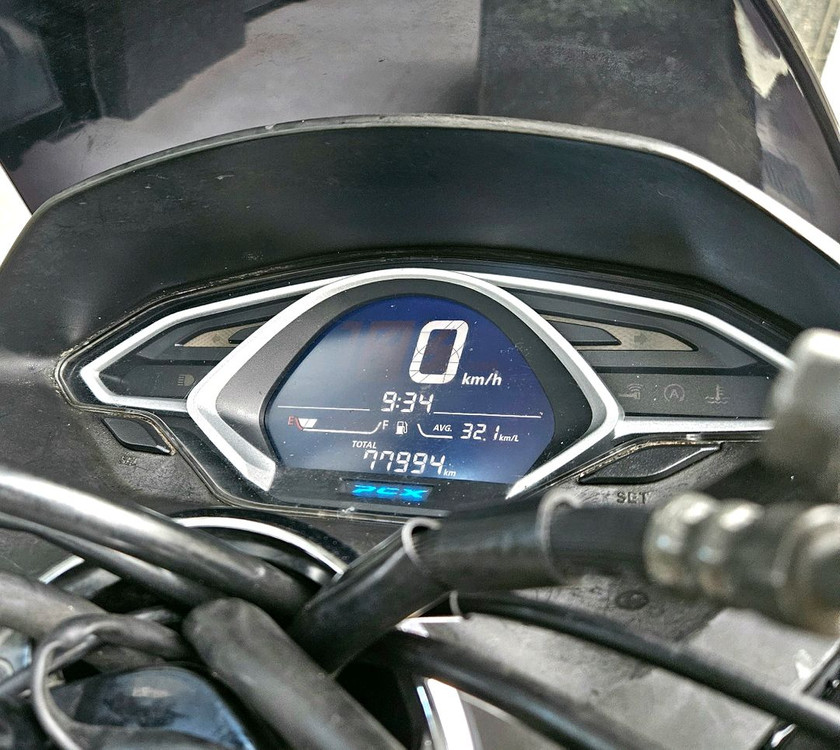 엔진 수리한 PCX 125 팝니다--8