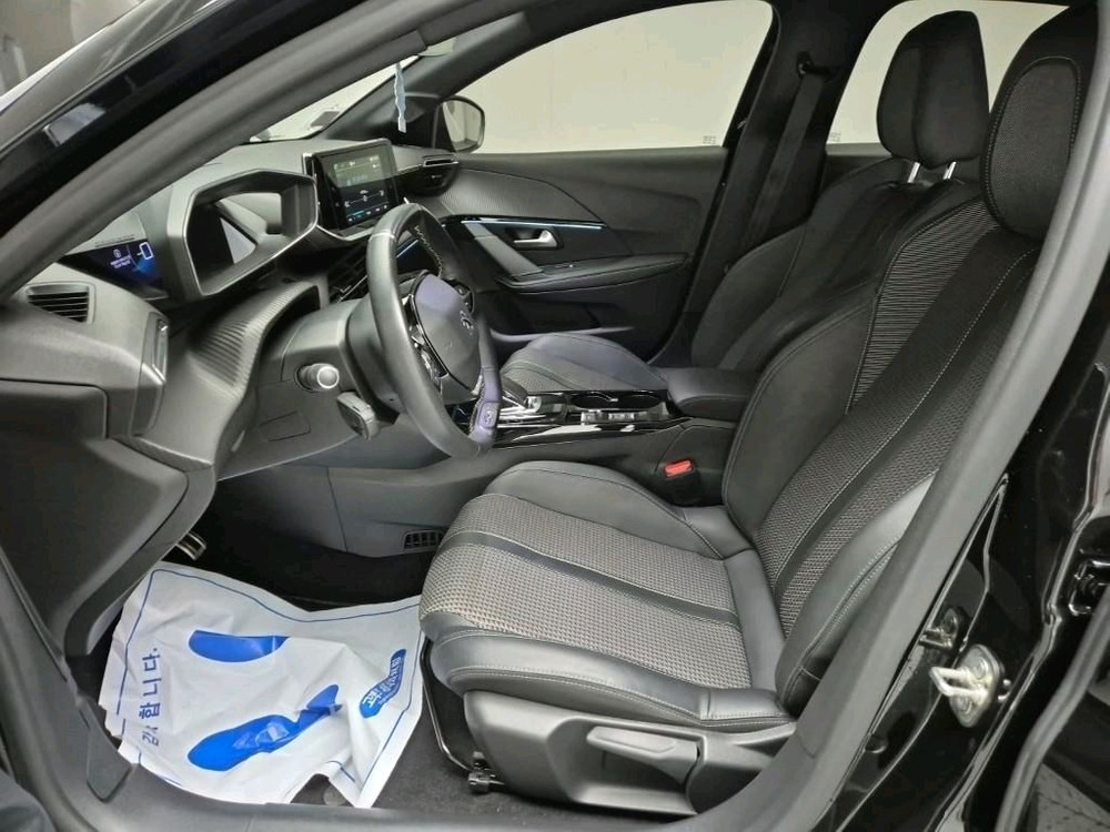 푸조 e-208 GT 전기차--7