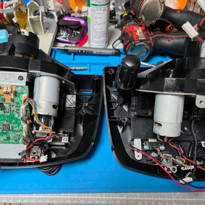 로지텍 레이싱휠 g29 두세트 각각 판매합니다