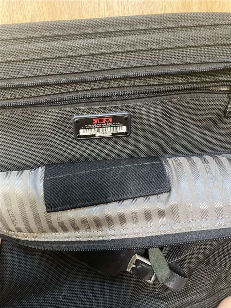 투미 브리프케이스--1