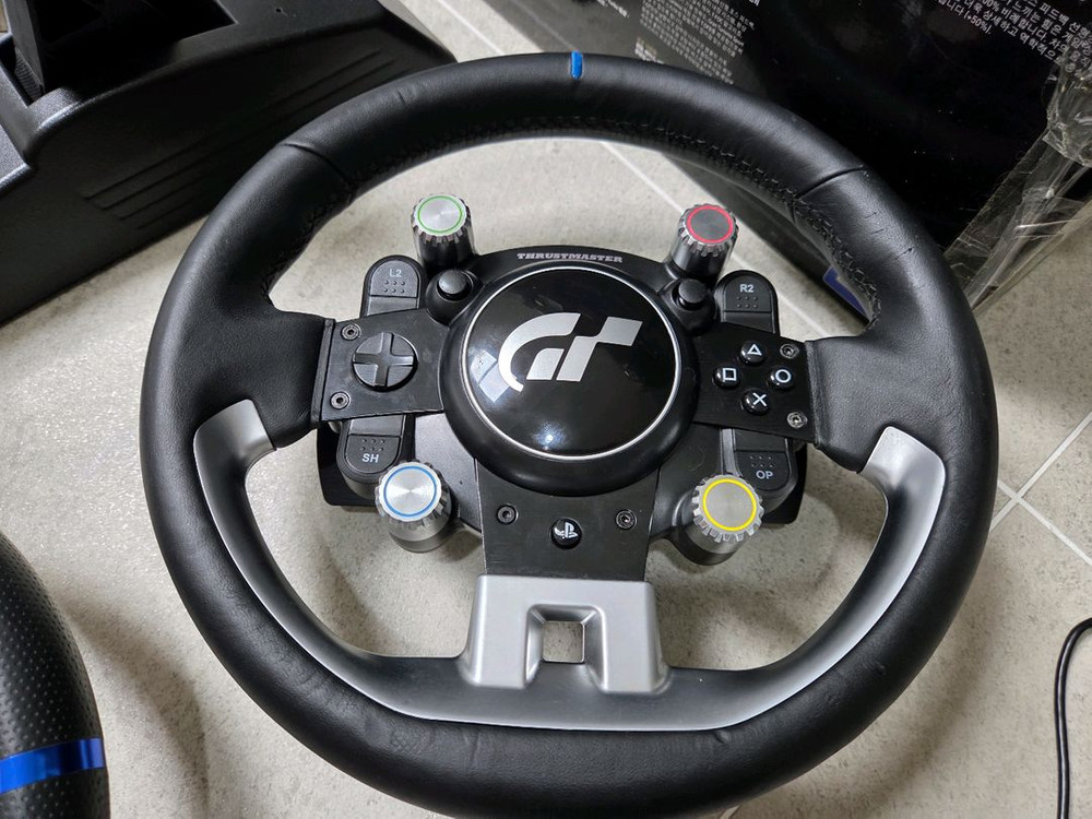트러스트마스터 t gt 판매합니다--4
