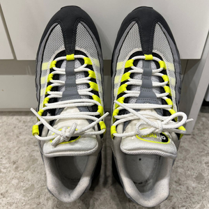 나이키 에어맥스95 OG 네온 2020 260mm