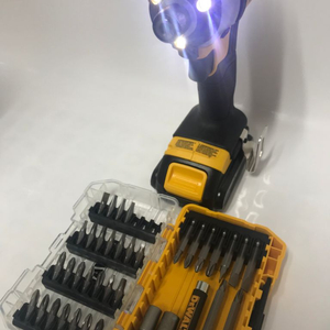 디월트 브러시리스 임팩