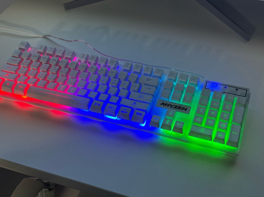 ANYZEN LED 게이밍 유선 키보드 팔아요(구성품 포함)--4