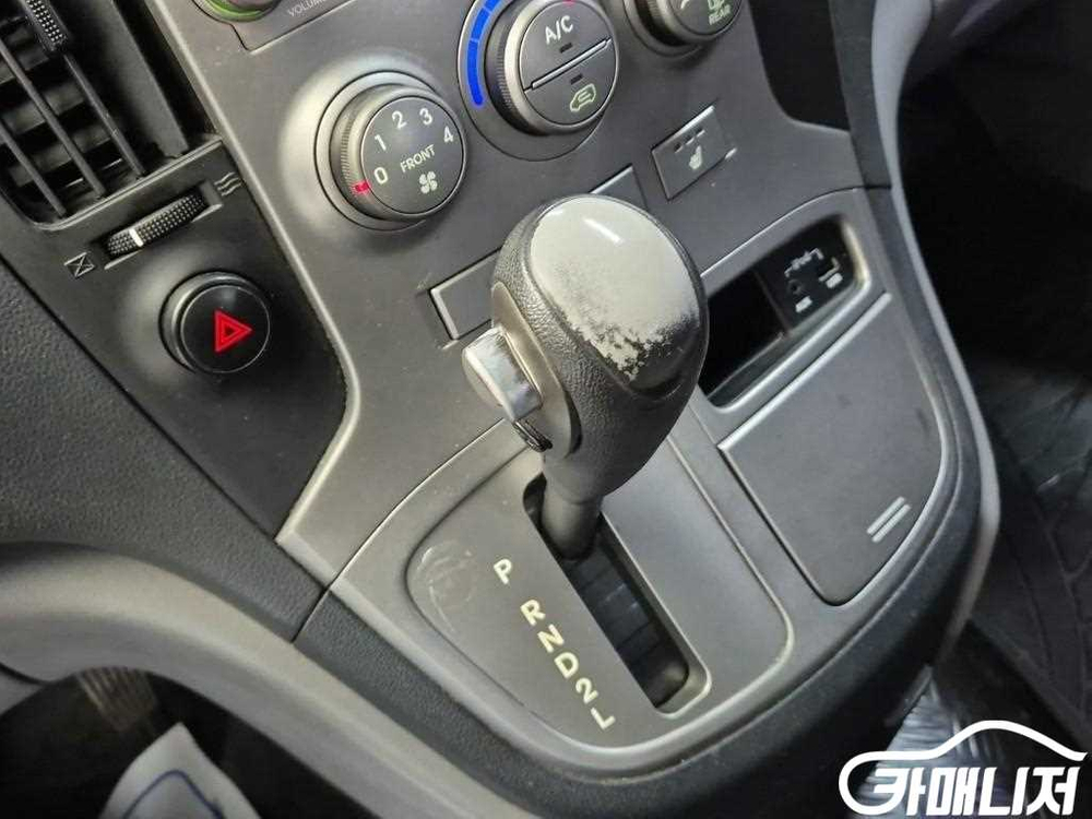 [현대]그랜드 스타렉스 밴 3인승 LPi CVX 럭셔리 (3인승) #가을특가 이미지