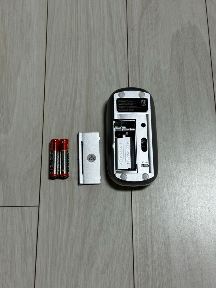 DD ZONE 블루투스 키보드 + Actto 블루투스 마우스 세트 팔아요--3