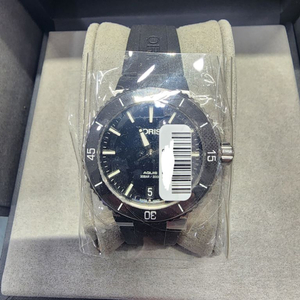 오리스 애커스 36.5mm 미사용품 이미지