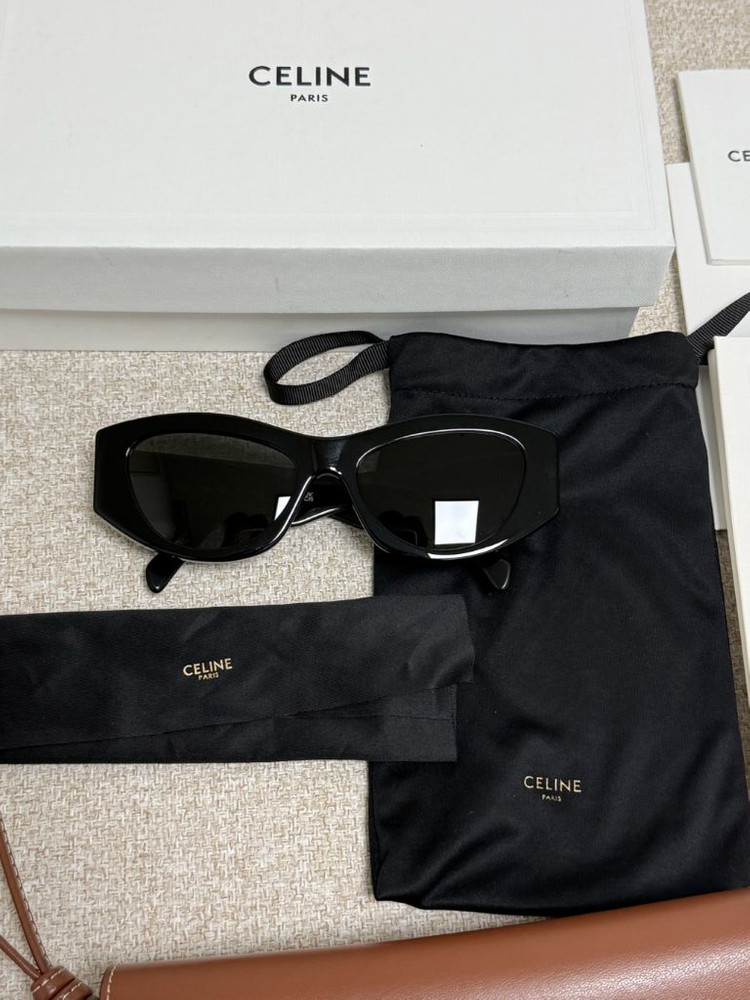 셀린느 트리옹프15 블랙 선글라스--3