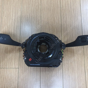 bmw f10 f02 f06 컬럼 판매합니다.