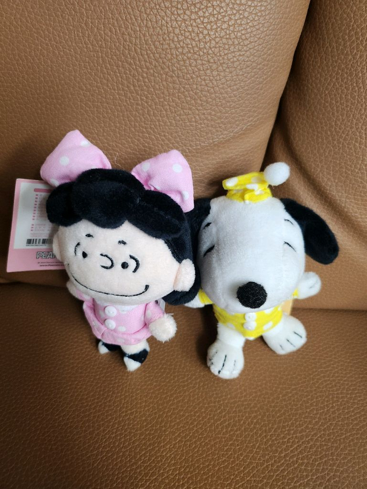 정품 스누피 루시 키링 세트 새상품--1