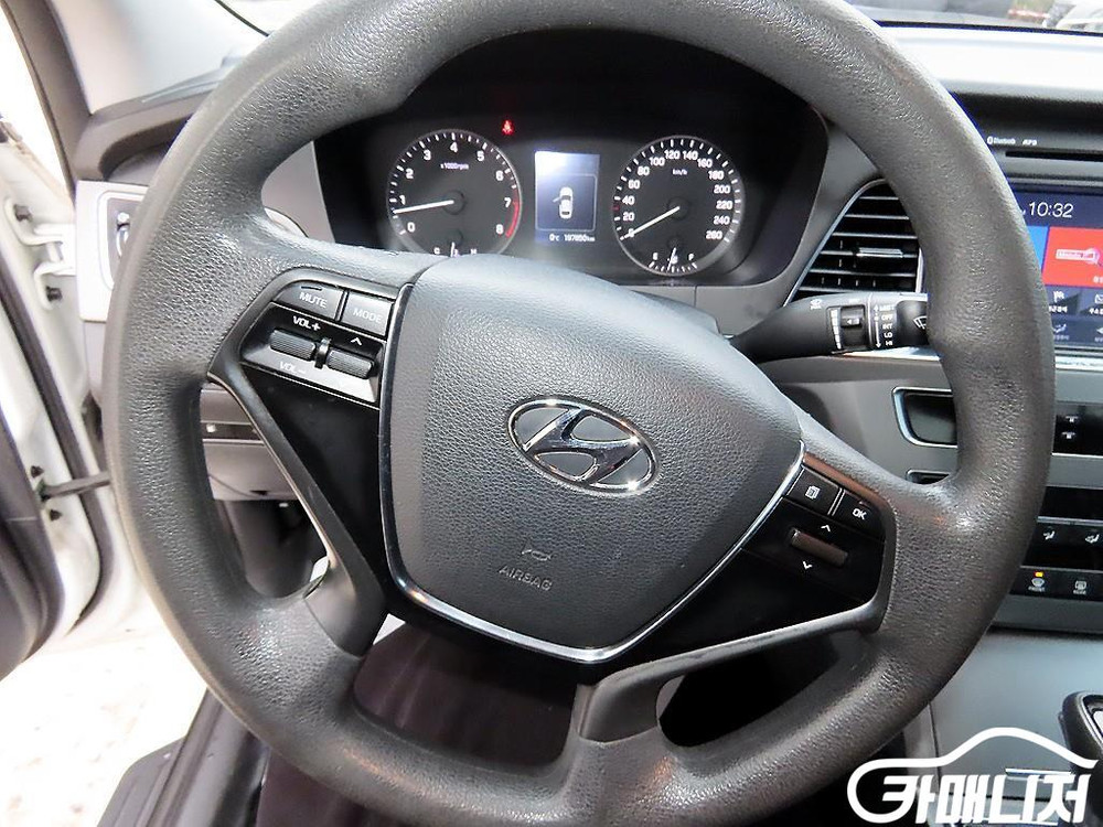 [현대]LF 쏘나타 LPI 스마트 (5인승) #가을특가--7