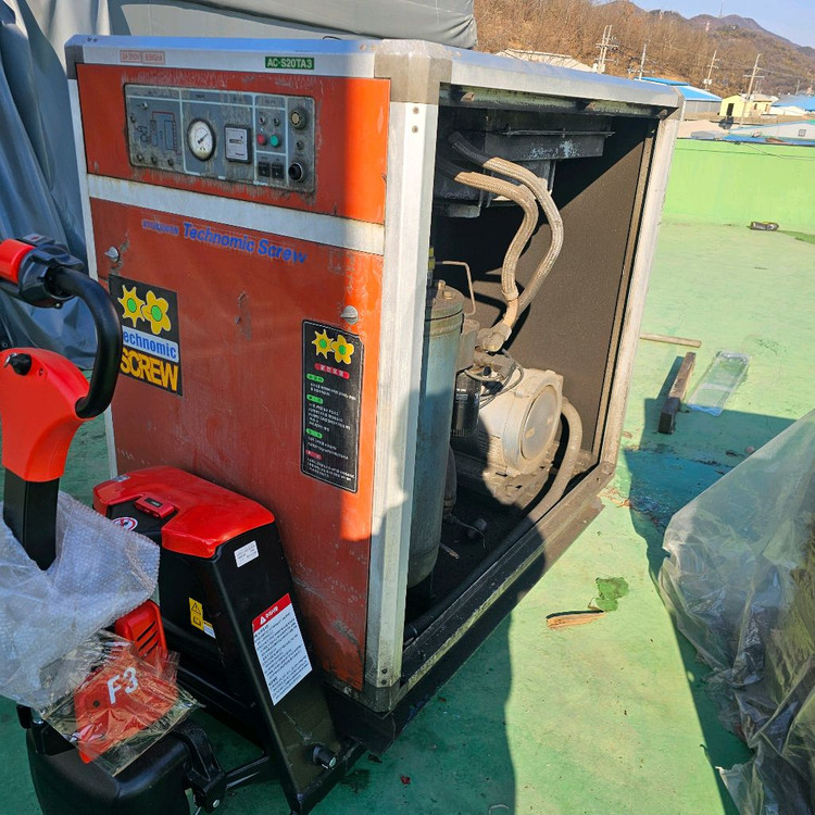 경원 스크류 컴프레셔 20마력 모터 이미지