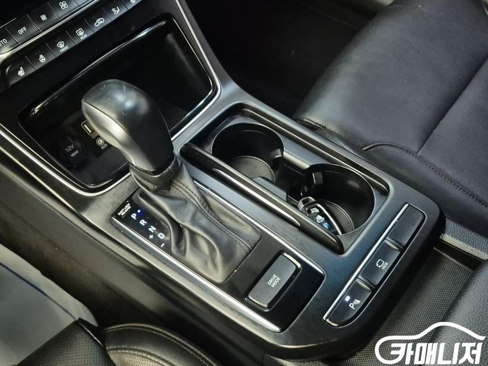 [현대]그랜저 IG 3.0 LPI 모던 베이직(렌터카) (5인승) #가을특가--7