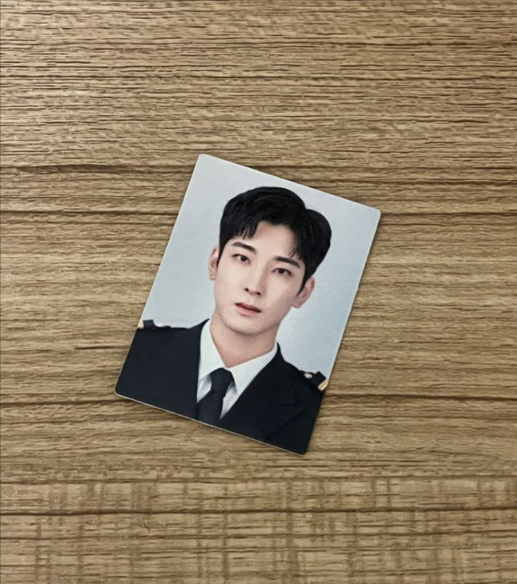 세븐틴 원우 포카+증사 이미지