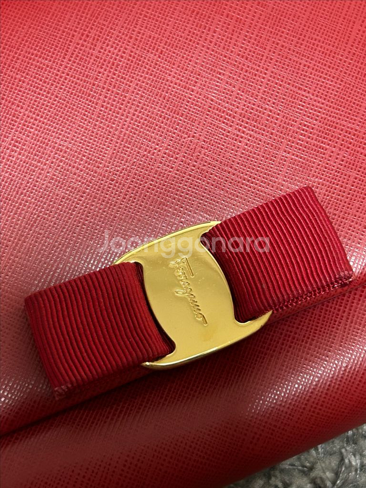 페라가모 지니백--2