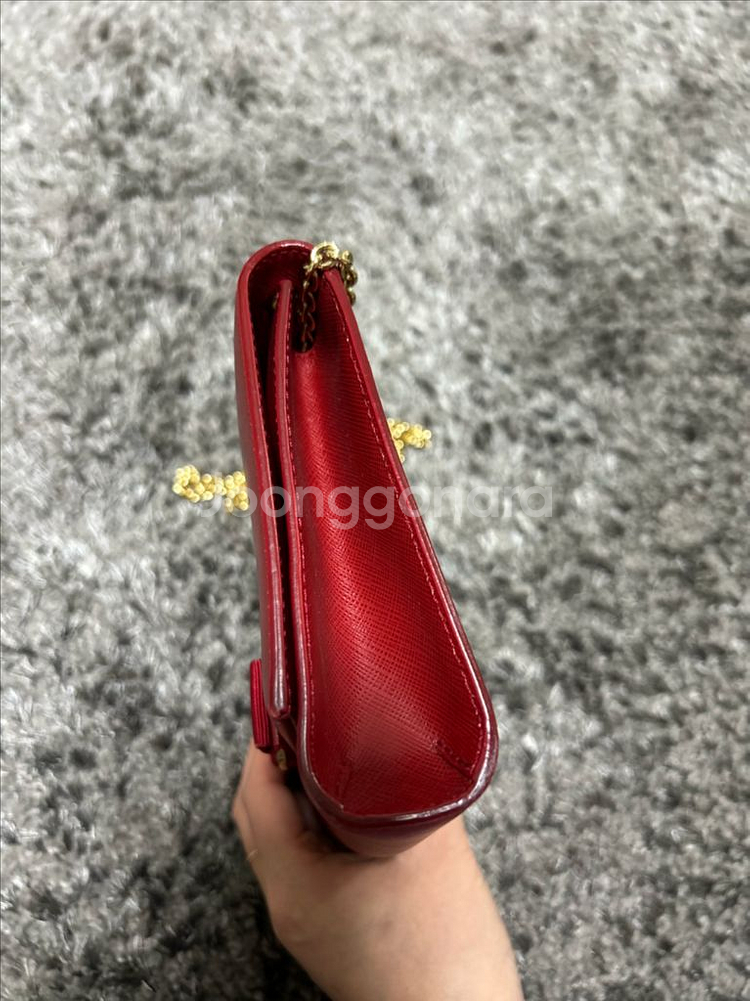 페라가모 지니백--4