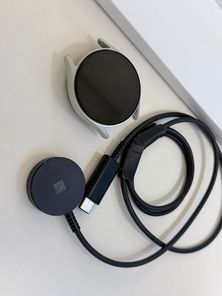 삼성 갤럭시워치7 40mm 크림 (GPS + 블루투스) 판매합니다--1