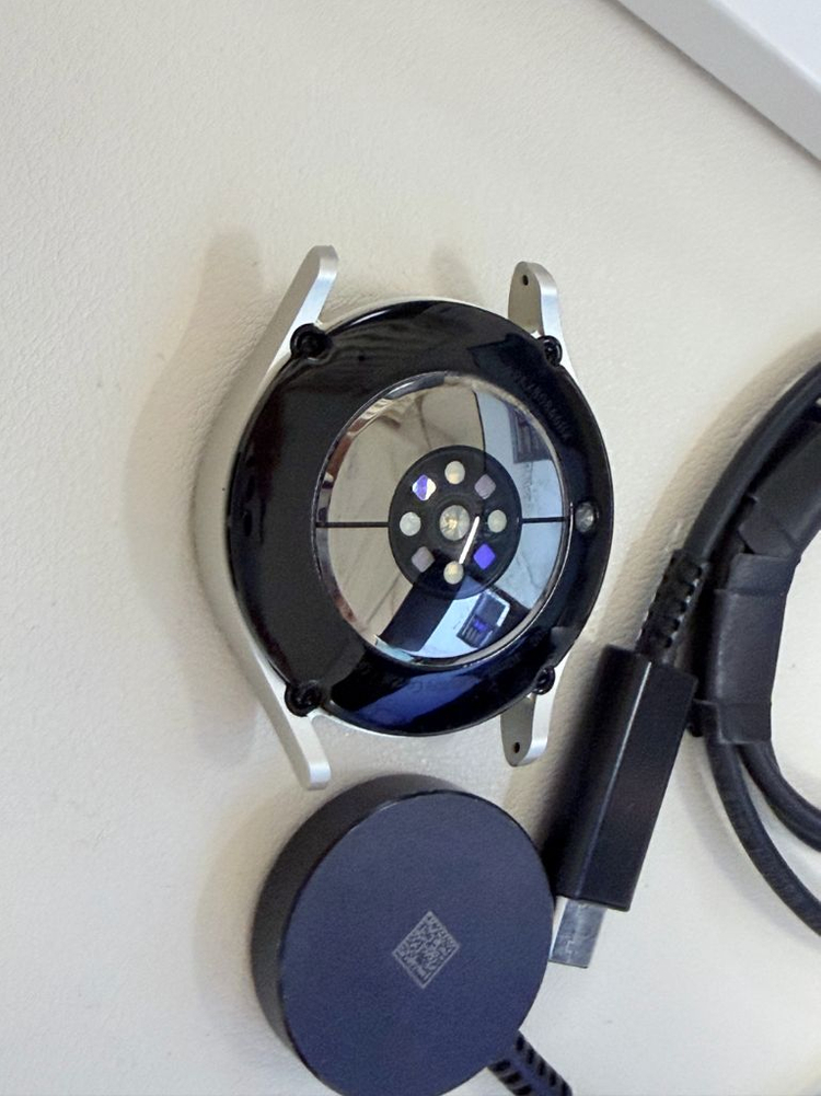 삼성 갤럭시워치7 40mm 크림 (GPS + 블루투스) 판매합니다--3