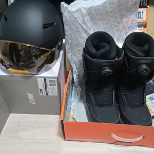 스키 보드 헬멧+보드 부츠 세트 새상품 이미지