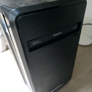 데스크탑 i5-2400 8GB RAM 238GB PC 판매 합니다