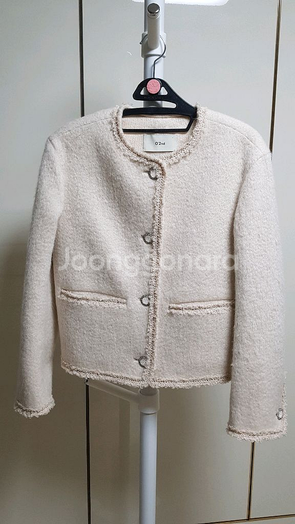 오즈세컨 알파카 자켓.핸드메이드 자켓.잇미샤 핸드메이드 코트.질바이질스튜어트 구스패딩--1