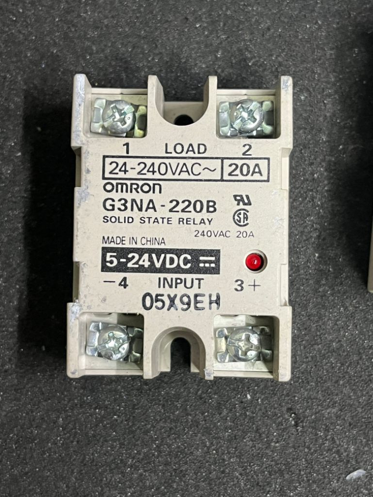Omron G3NA-220B SSR 4개 일괄--1