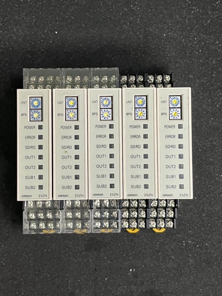 Omron E5ZN-2QPH03TC-FLK--1