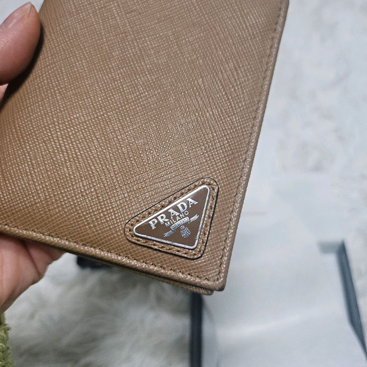 프라다 사피아노 레더 월렛 카라멜--4