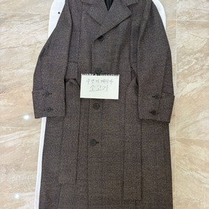 우영미 21fw 메인 체크 코트 판매