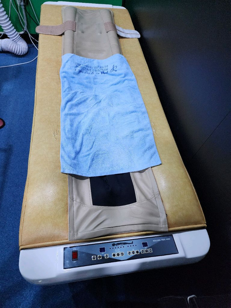 롤링매디컬 트랙8000 전동침대 척추교정 이미지