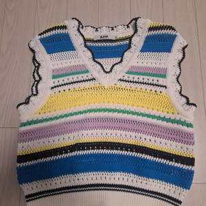 SJYP 니트 조끼 S 사이즈