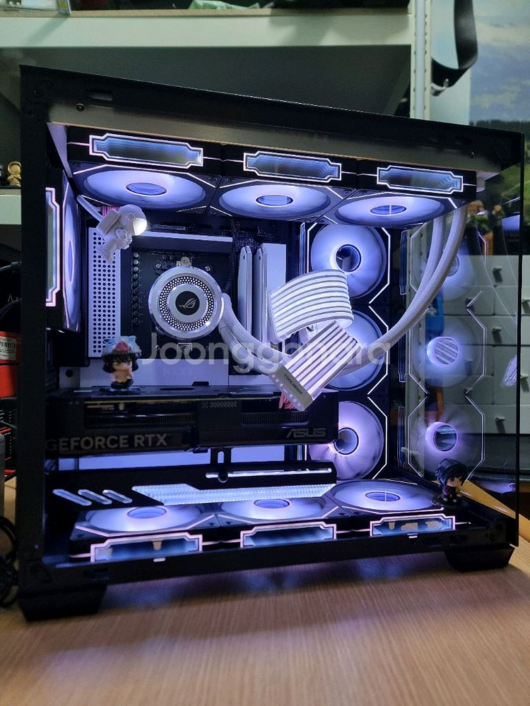게이밍용 고사양 컴퓨터 5800X3D RTX 4070 판매합니다.--4