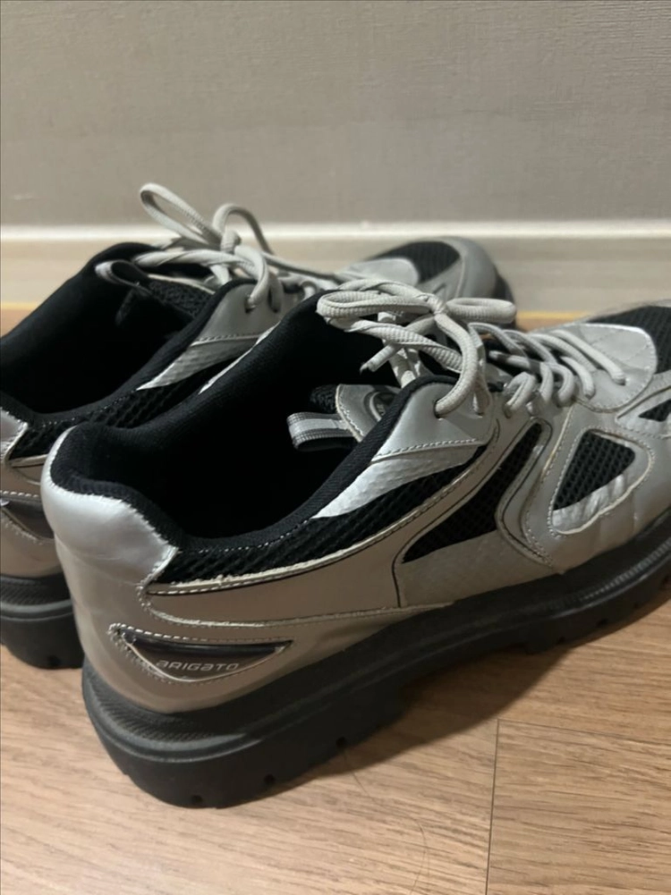 악셀아리가토 실버 280 이미지